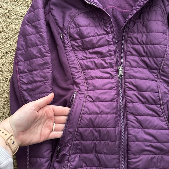 Lululemon First Mile Jacket Darkest Magenta - Picture 3 of 5